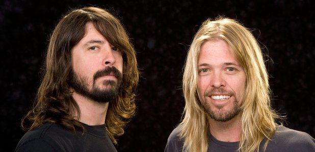 Thumbnail for TAYLOR HAWKINS: Dave Grohl’s doppleganger curates SECRET Foo Fighters music
