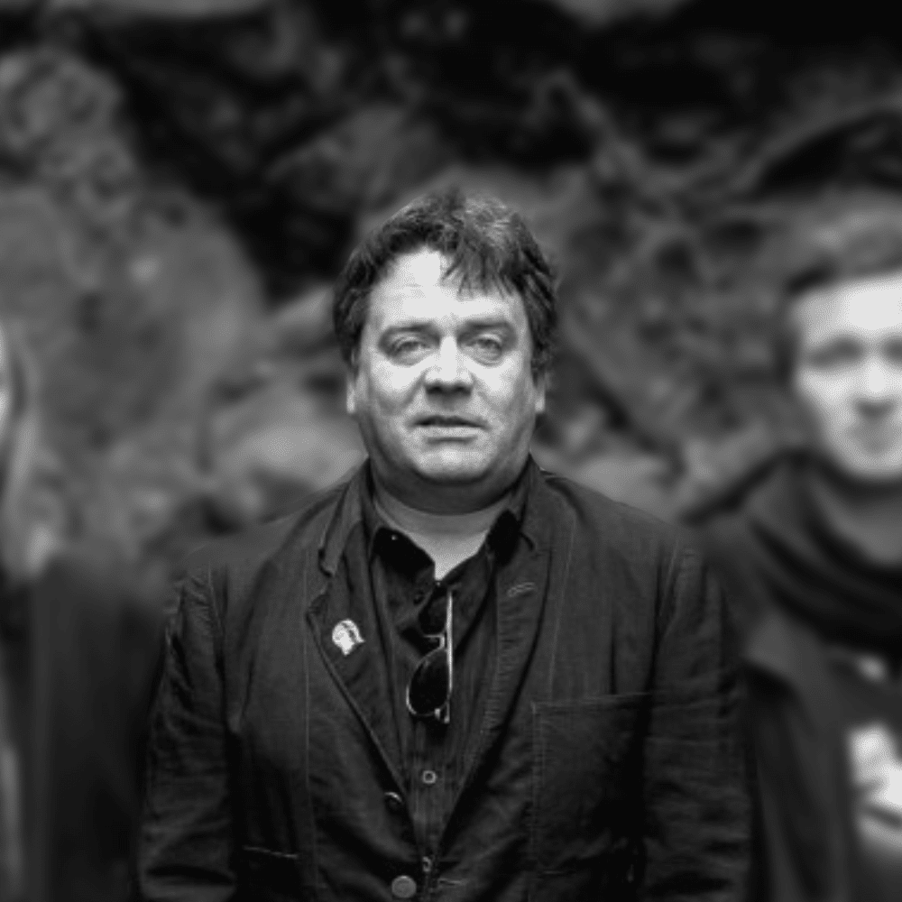 Thumbnail for Episode 558: Interview – The Chills’ Martin Phillipps, Part 3