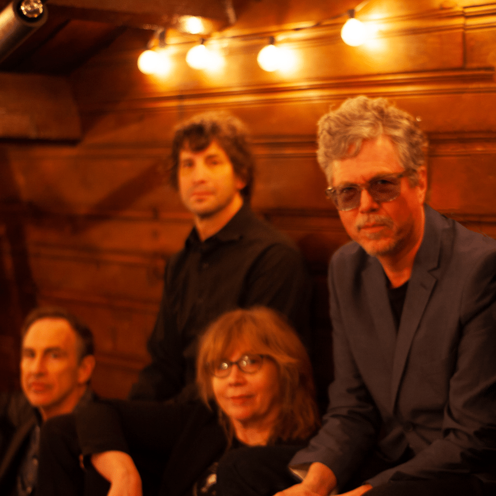 Thumbnail for Episode 882: Jayhawks – Interview, Part 1