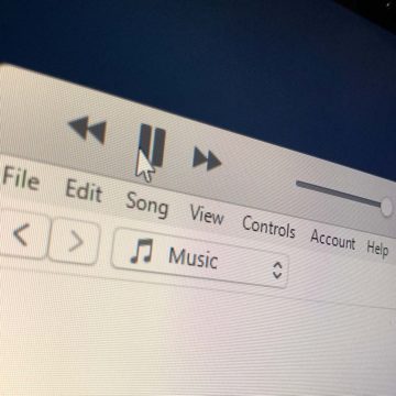 Thumbnail for Episode 1240: Songs with Dramatic Pauses