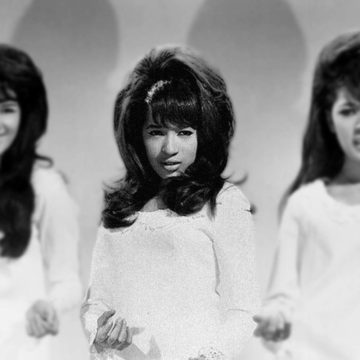 Thumbnail for Episode 1290: Ronnie Spector, Rest in Power